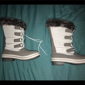 Snow Boots